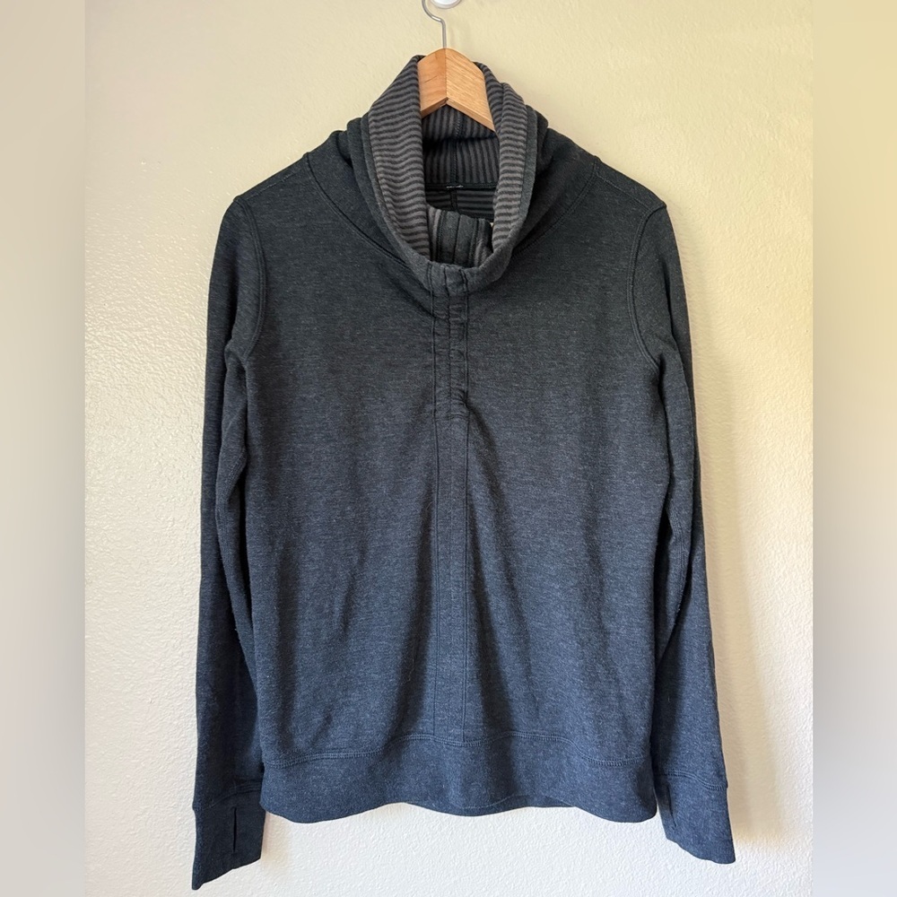 LULULEMON In A Cinch Reversable Cow Neck Pullover - Picture 1 of 6